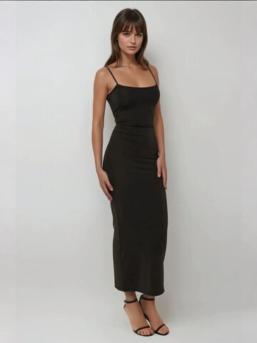 Abito da sera di Hiccup in nero