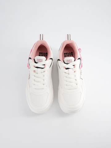 Bershka Platform trainers in White