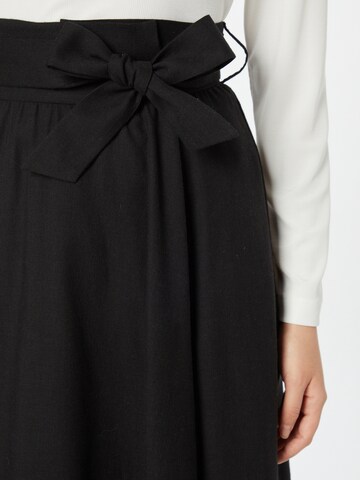 Sisley Skirt in Black