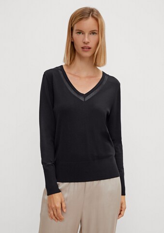 Pull-over COMMA en noir : devant