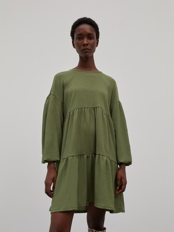 EDITED - Vestido 'Deike' em verde: frente