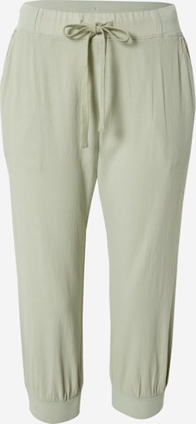 Kaffe Tapered Pants 'Naya' in Green: front