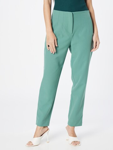 Regular Pantaloni de la GARCIA pe verde: față