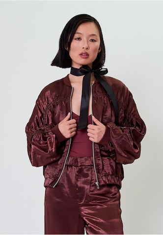 OH APRIL Between-Season Jacket 'Rumi' in Red: front
