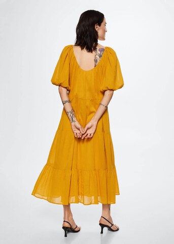 Rochie de la MANGO pe galben