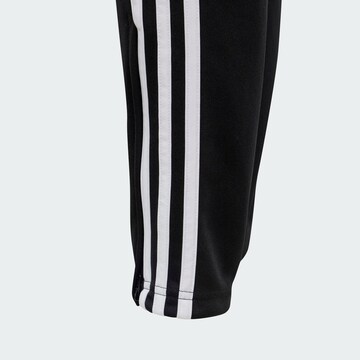 ADIDAS PERFORMANCE - Slimfit Pantalón deportivo 'Tiro 24' en negro