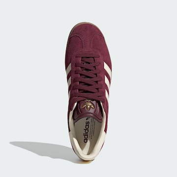 Baskets basses 'Gazelle' ADIDAS ORIGINALS en rouge