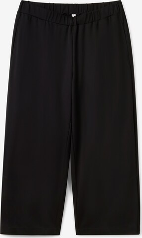 SHEEGO Wide leg Pants in Black: front