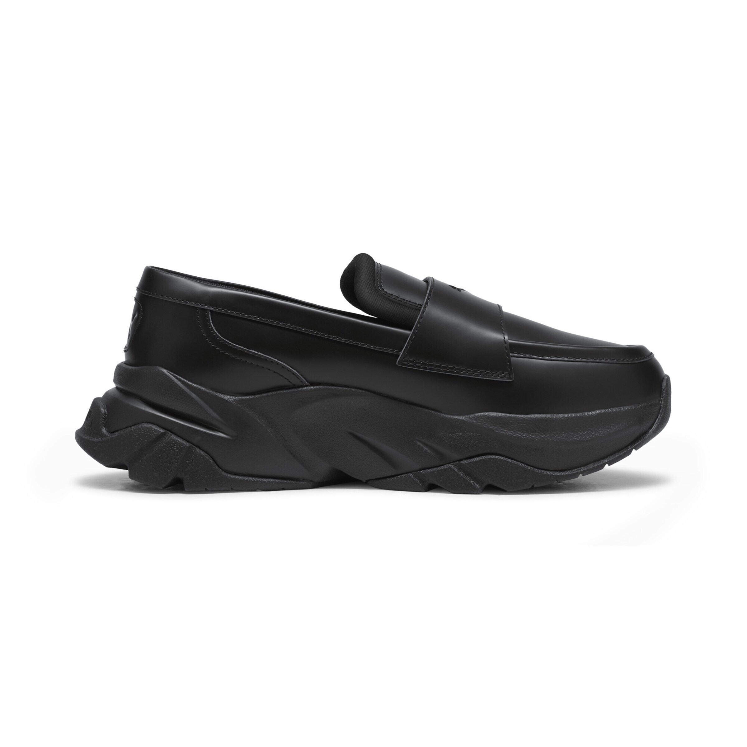 PUMA Slip-on 'Loafyr' in Black