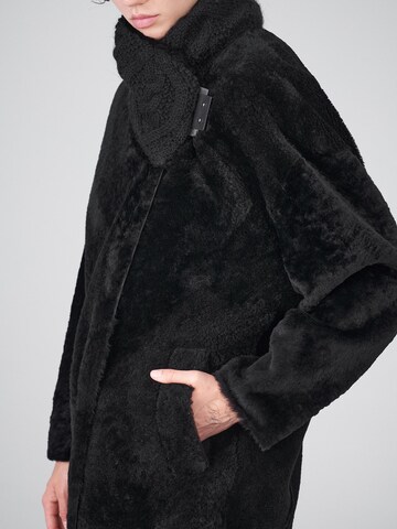 VESPUCCI BY VSP Winter Coat 'Rosa' in Black