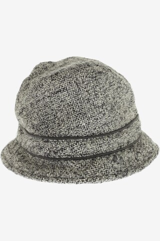 ESPRIT Hat & Cap in S in Grey