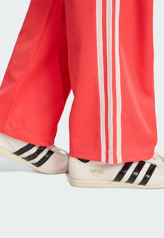ADIDAS ORIGINALS - regular Pantalón deportivo 'FIREBIRD' en rojo