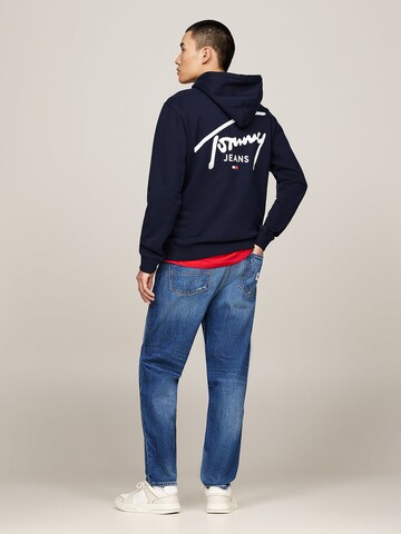 Tommy Jeans Sweatshirt in Blue