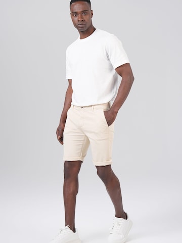 M.O.D MIRACLE OF DENIM - Slimfit Pantalón en blanco: frente