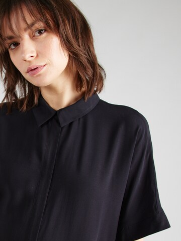 Soft Rebels - Vestido camisero 'Freedom' en negro