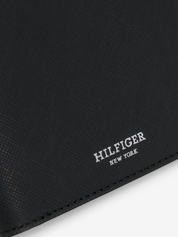 TOMMY HILFIGER Portemonnaie in Schwarz