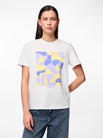 PIECES T-shirt 'MOLLY' i vit: framsida