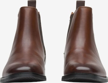 Gino Rossi Chelsea Boots in Brown