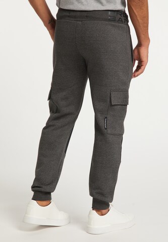 Effilé Pantalon 'Kelly' BRUNO BANANI en gris