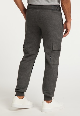 Effilé Pantalon 'Kelly' BRUNO BANANI en gris