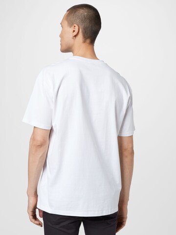 MT Upscale T-shirt 'Brklyn' i vit