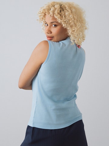 Honest Basics Top 'Mock Top'‌‌‌‌‌‌‌‌‌ in Blau