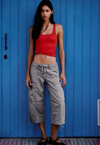 Loosefit Pantaloni di Bershka in grigio