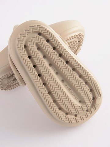 Calzatura aperta di Next in beige