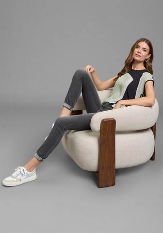 LAURA SCOTT Blouse in White