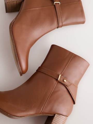 Next Enkellaarsje 'Forever Comfort' in Bruin