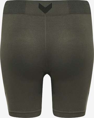 Hummel Skinny Tight Shorts in Grün