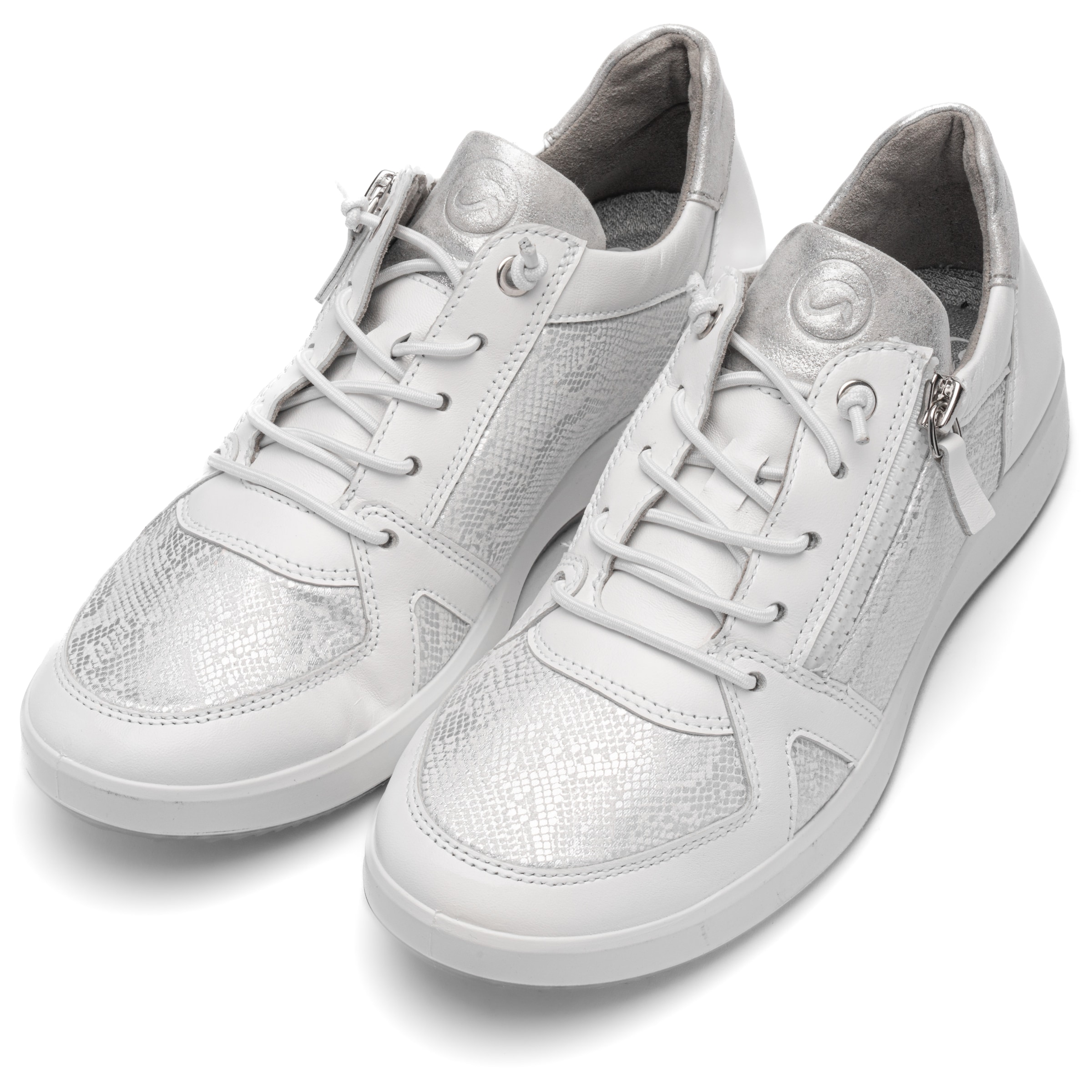 ARA Sneakers in Silver