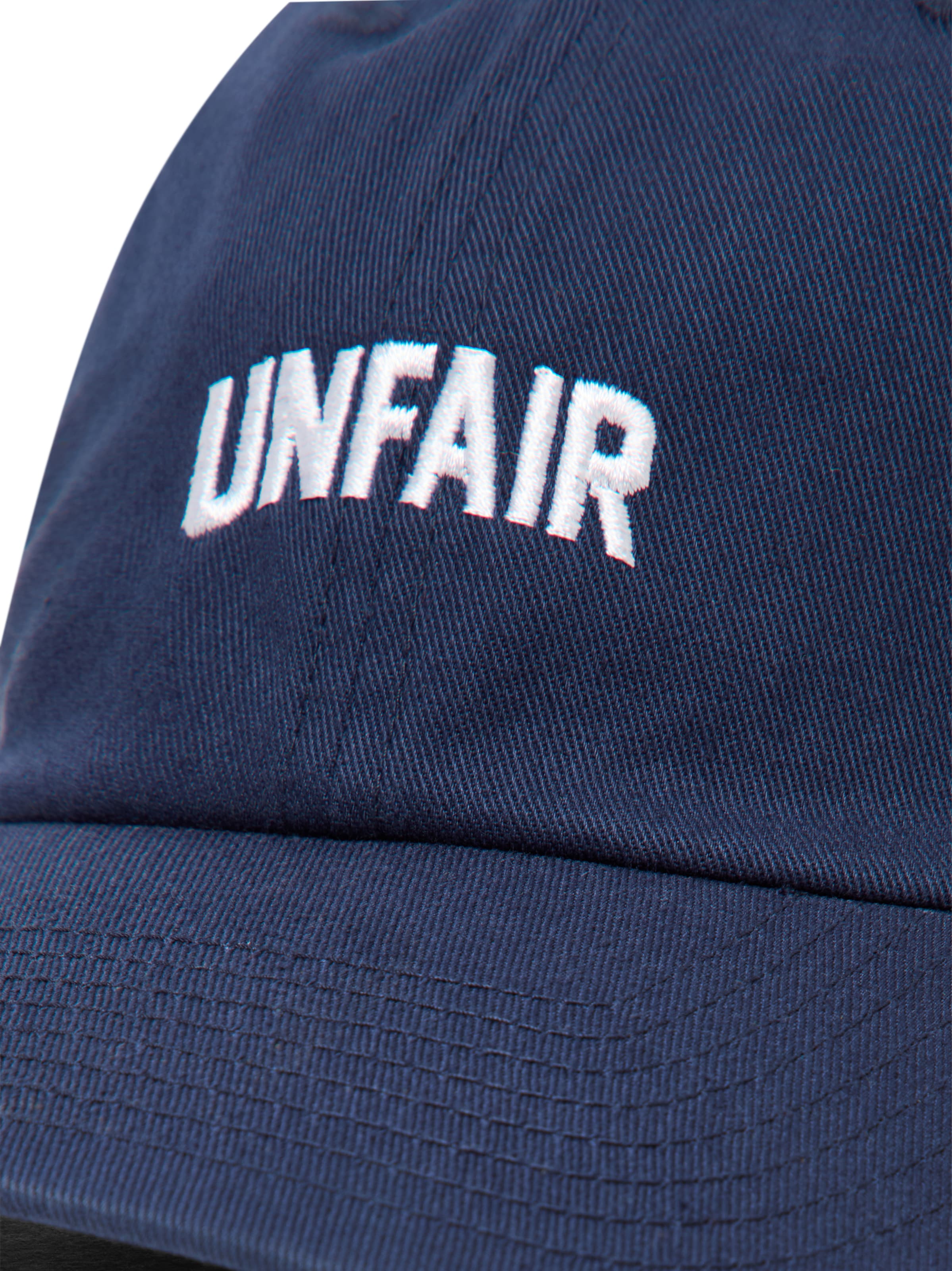 Unfair Athletics Pet in Blauw