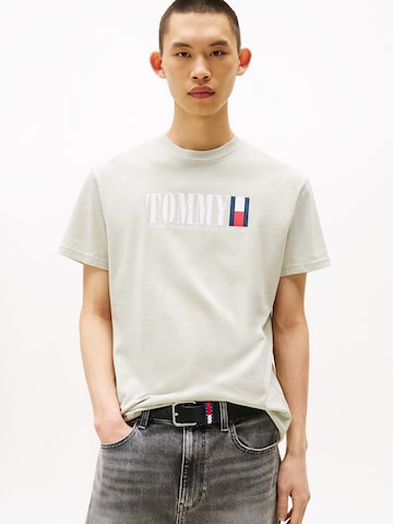 Tommy Jeans Tričko - Zelená: predná strana