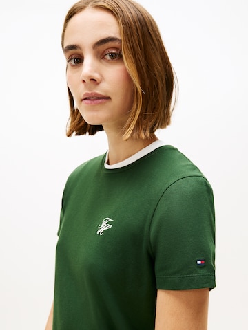 Tricou de la TOMMY HILFIGER pe verde