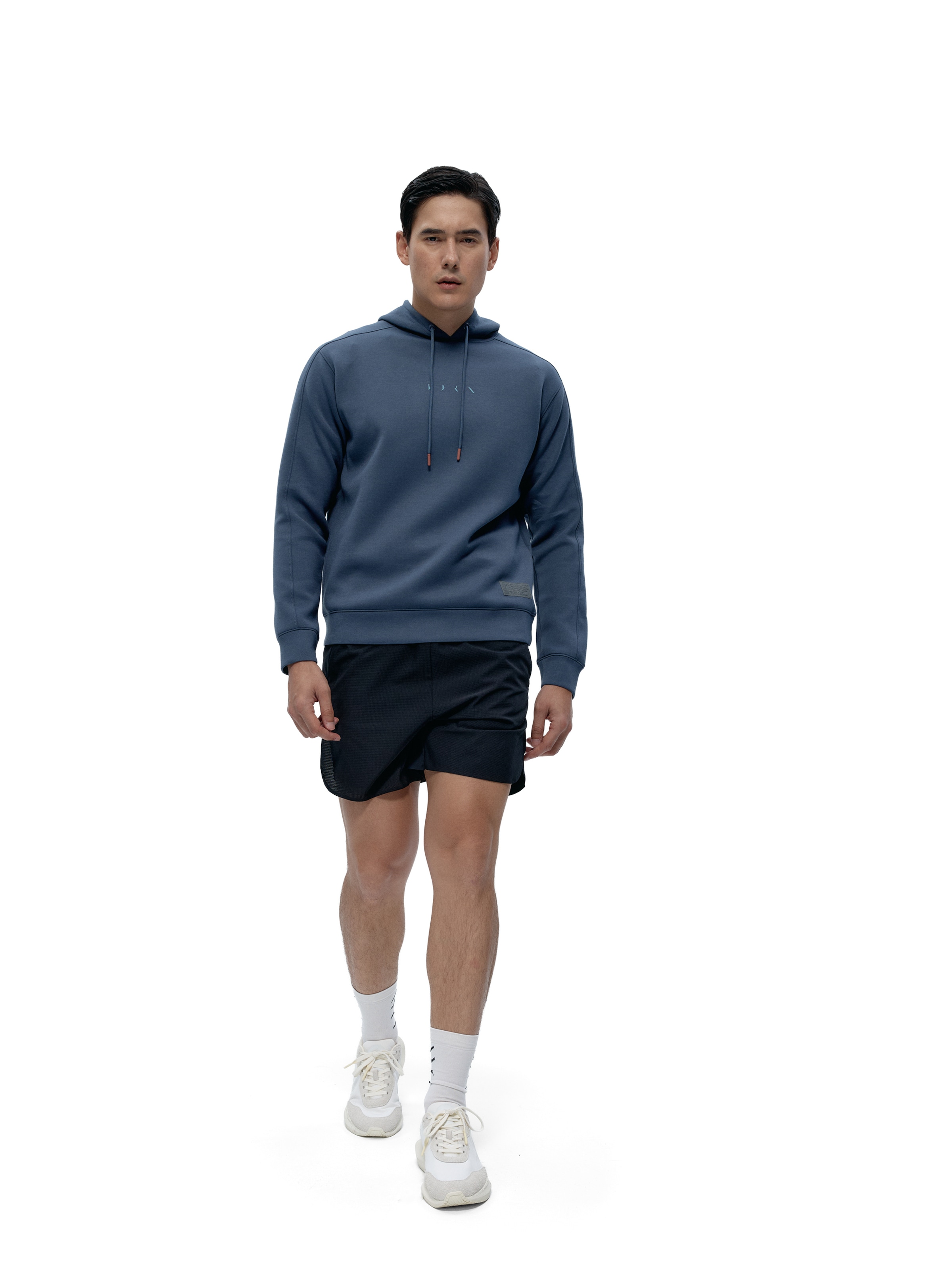 Born Living Yoga Sportsweatshirt ' Lomond Lite ' in Blauw