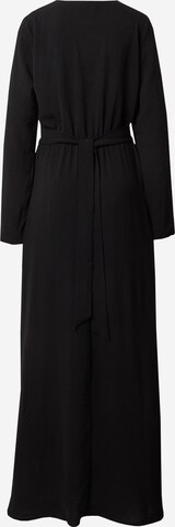 Vero Moda Tall Šaty 'ALVA' – černá