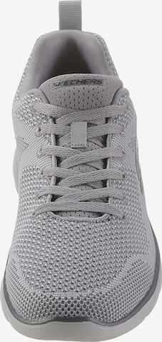 Baskets basses SKECHERS en gris