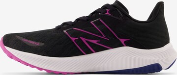 Chaussure de course new balance en noir