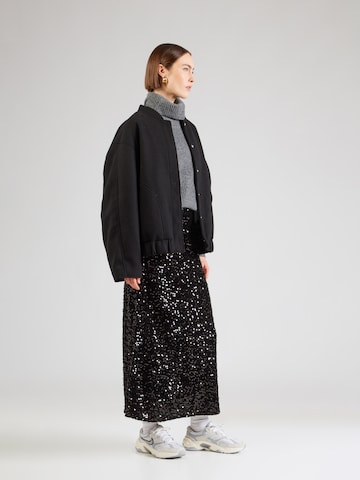 PIECES Rock 'PCKAM' in Schwarz