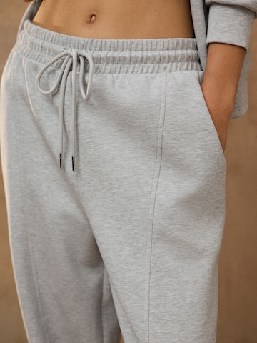 Next - Barrel Pantalón en gris