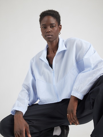 Nike Sportswear Демисезонная куртка в Синий: спереди