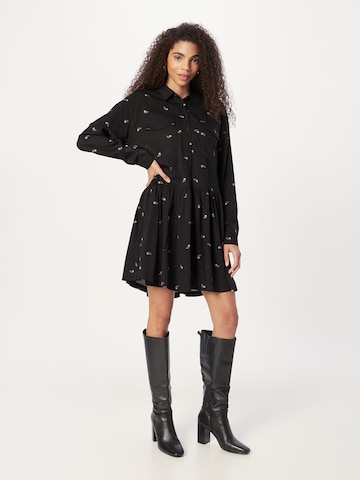 Robe-chemise 'PAOLA' Pepe Jeans en noir : devant