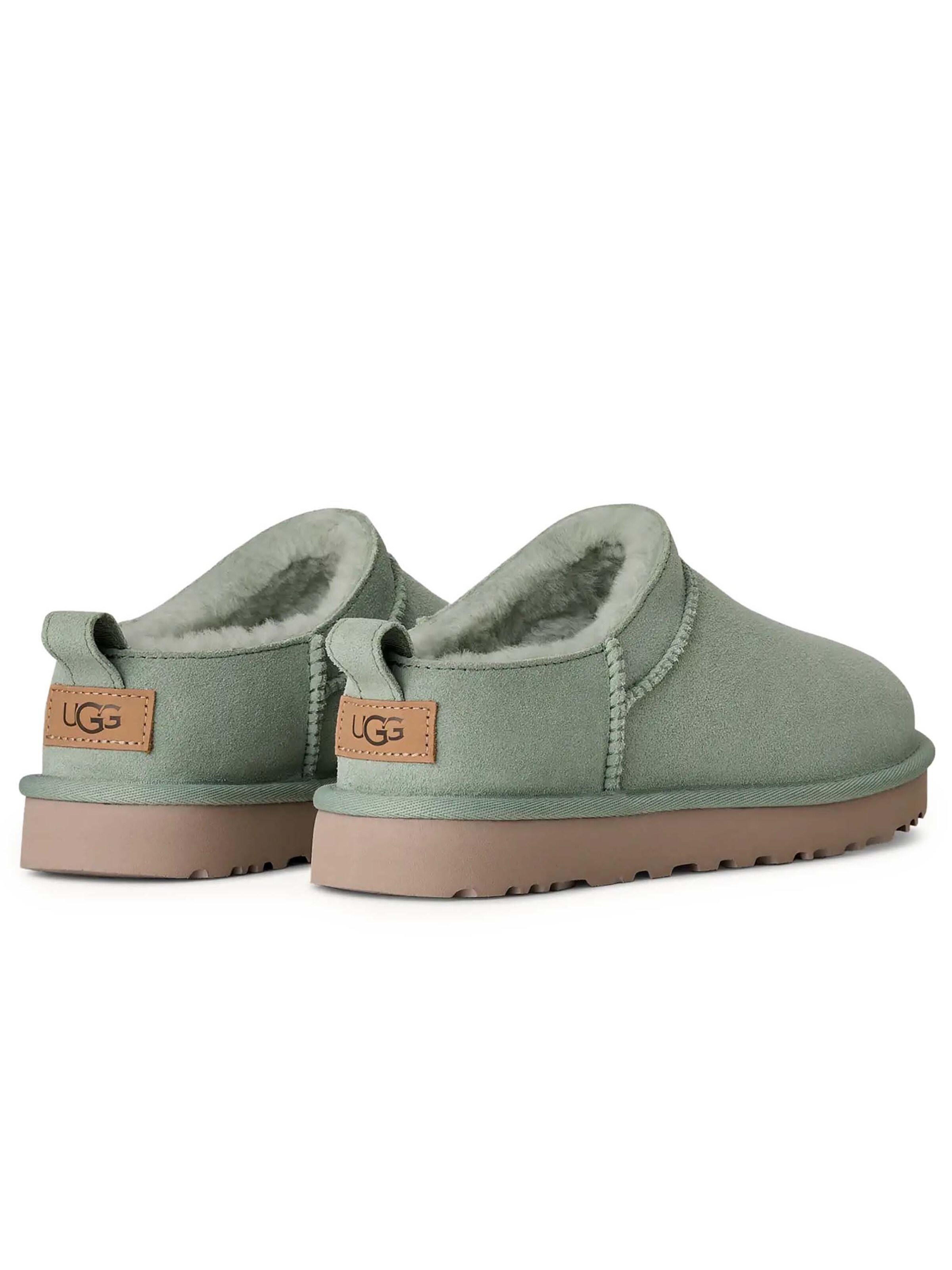 Chaussure basse 'Classic Micro' UGG en vert