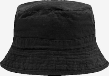 Cappello di Pull&Bear in nero: frontale