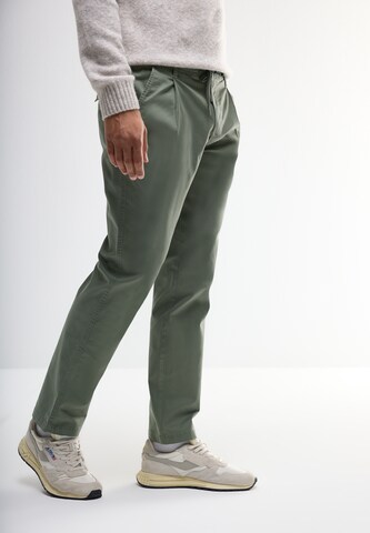 Street One MEN Regular Chino Pants in Green: front