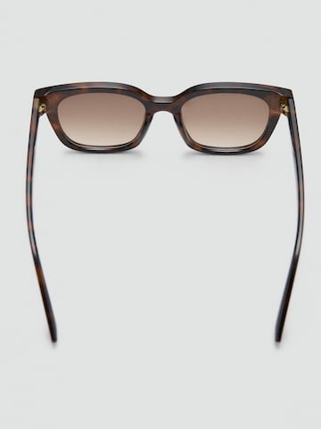 MANGO Napszemüveg 'Medina' - barna