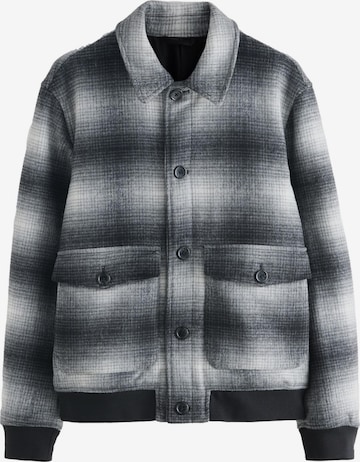 Veste mi-saison Next en gris : devant