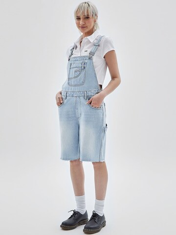 GUESS Loose fit Jean Overalls in Blue