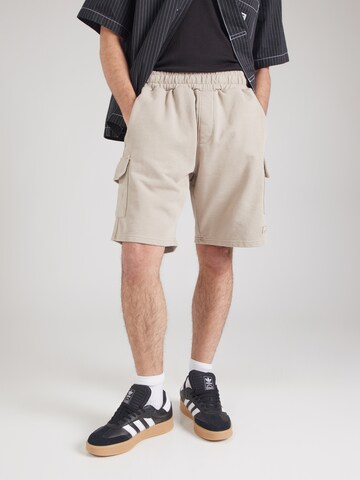 Regular Pantalon cargo 'LEYTON' Pegador en gris : devant